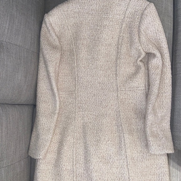 Beige/cream woman’s tweed winter coat - Picture 6 of 6